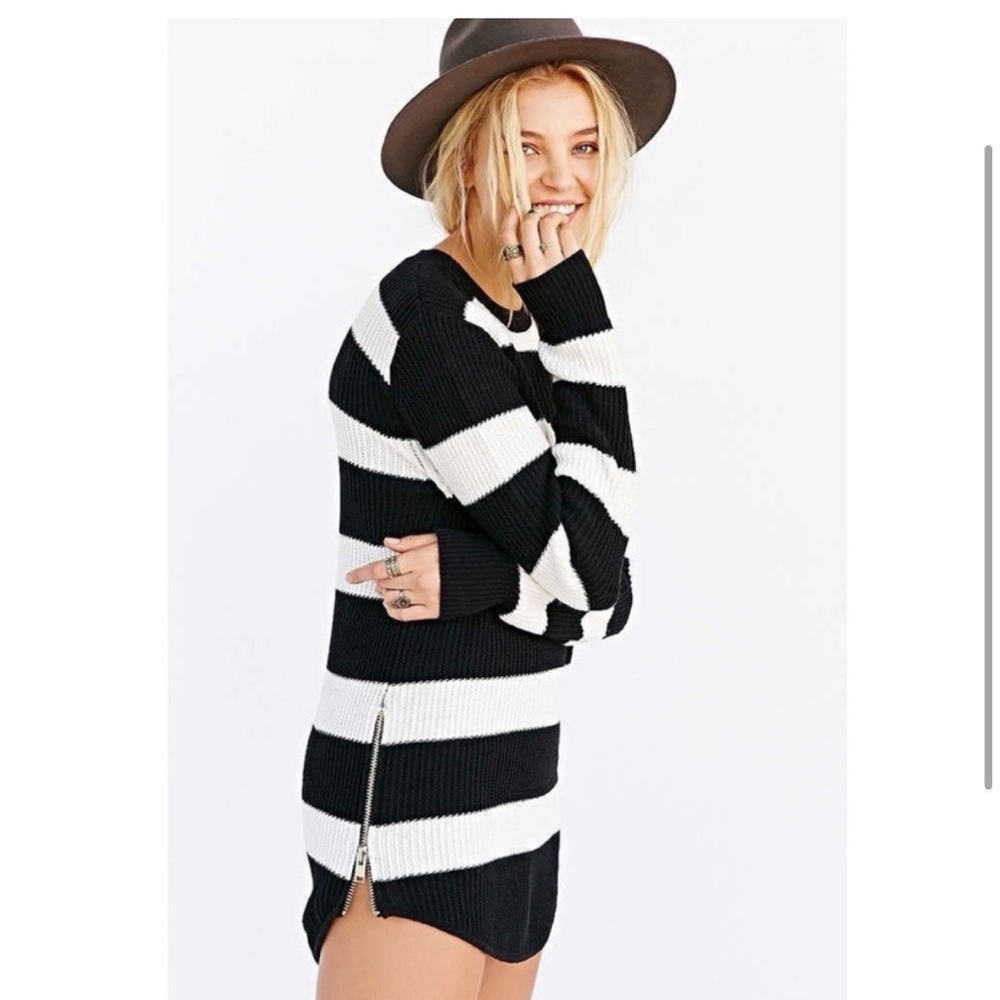 UNIF x UO Waffle Knit S